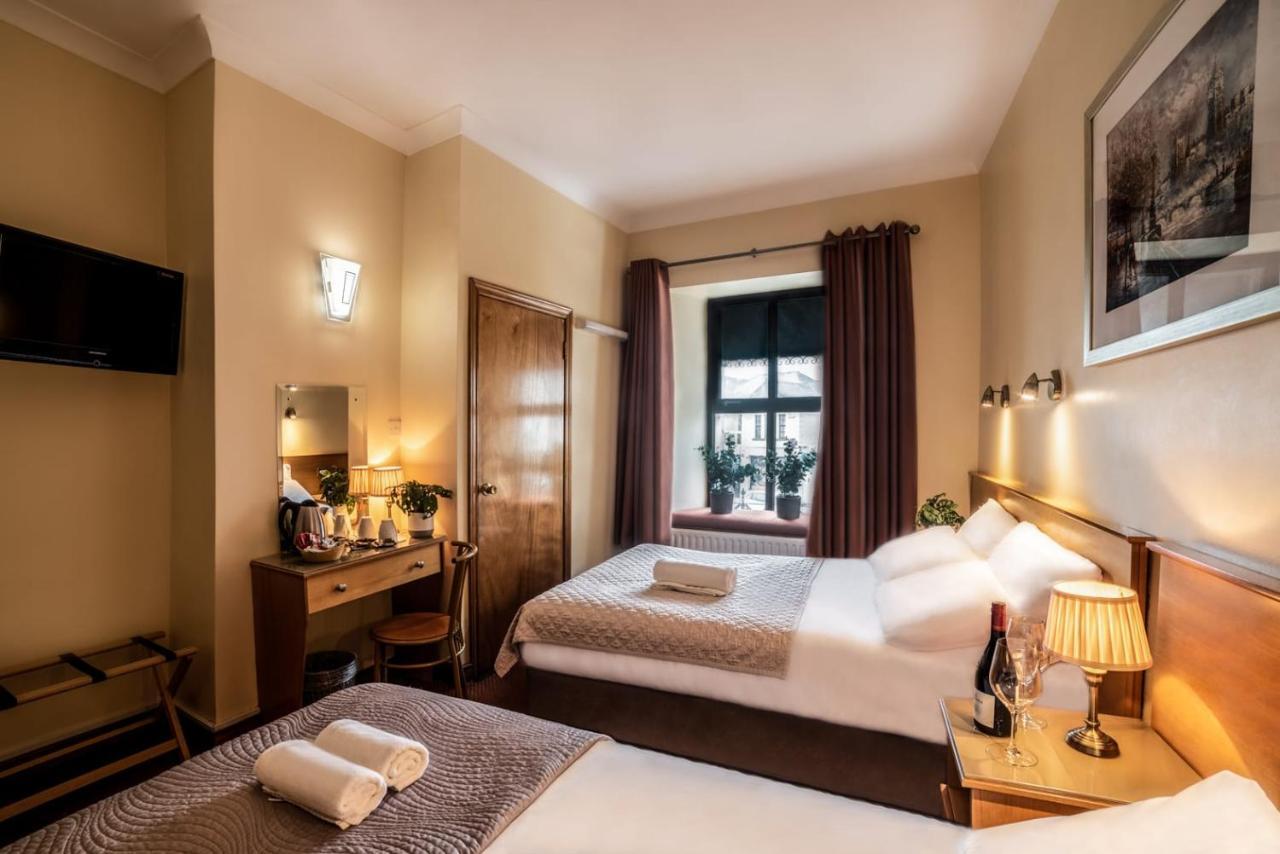 Holiday Hotel Galway Extérieur photo