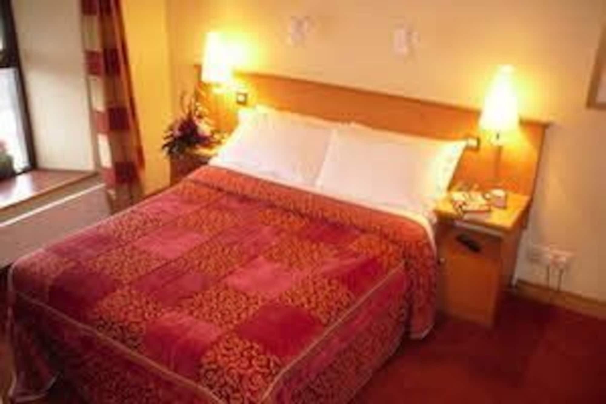 Holiday Hotel Galway Extérieur photo